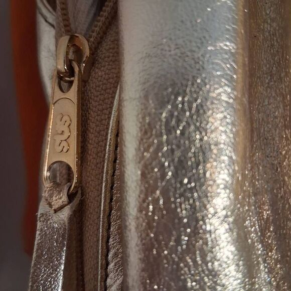 SAS Gold Shoulder Bag Metallic Hobo Design - Picture 4 of 11